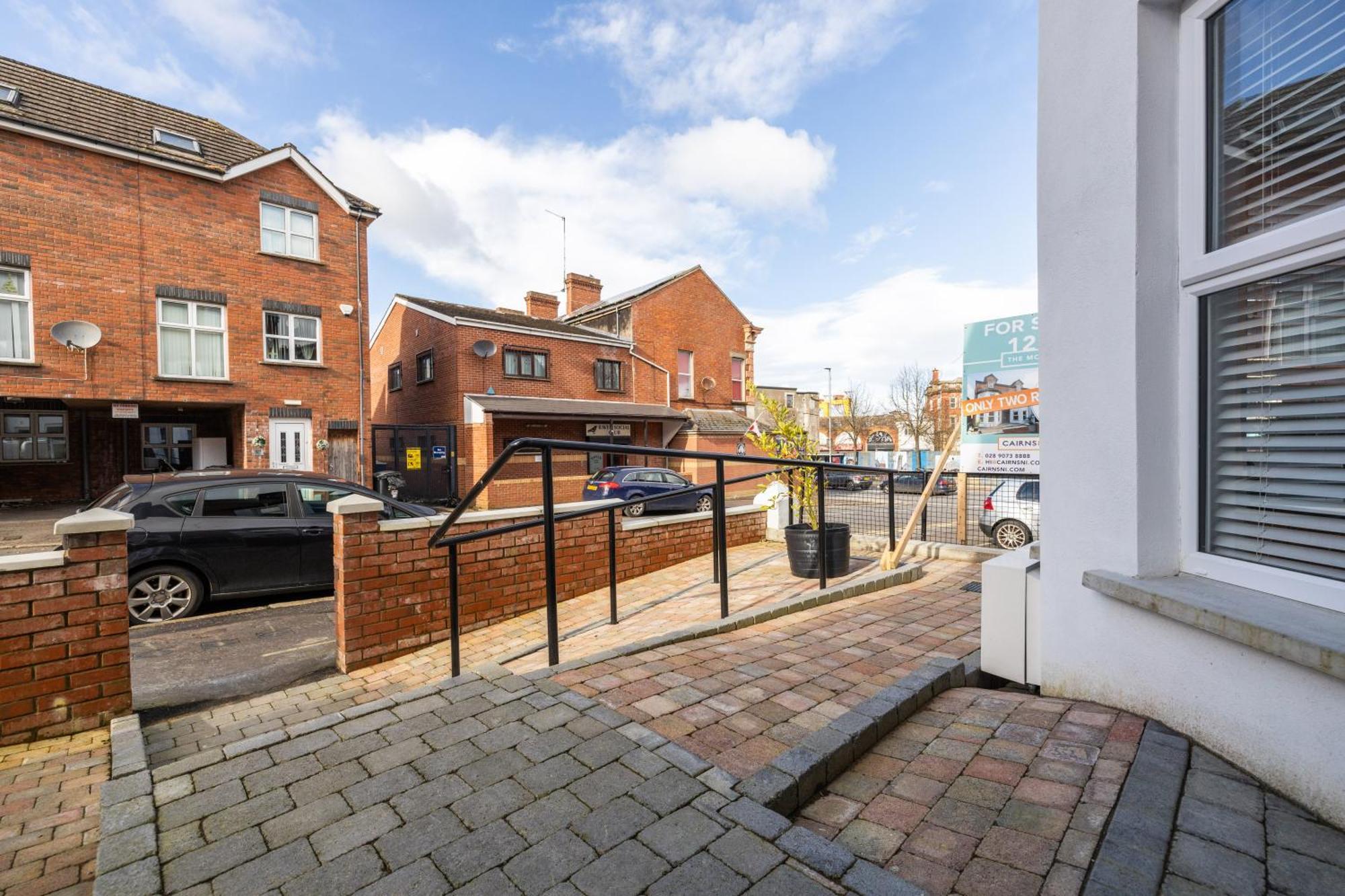 Bliss Stay Belfast The Mount Exterior photo